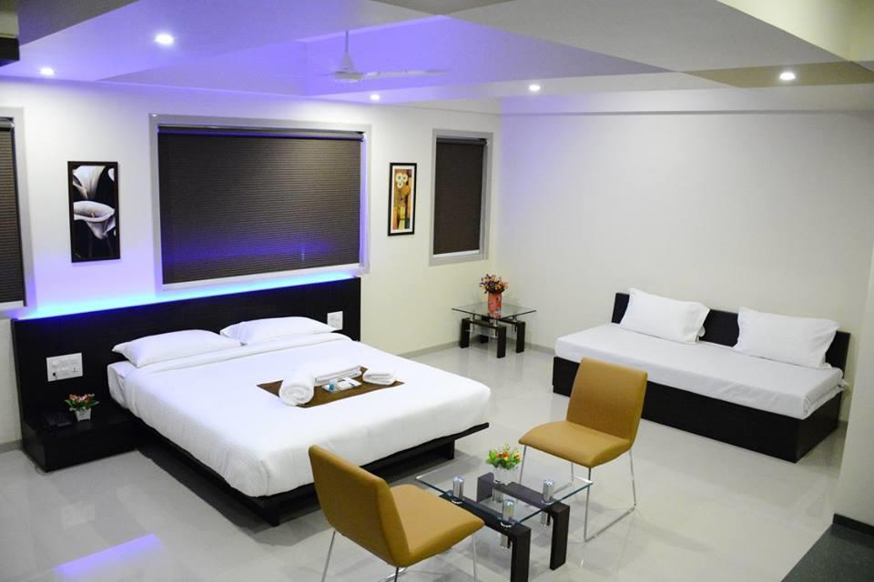 Hotel Ramkrishna Executive Bārsi Exterior photo